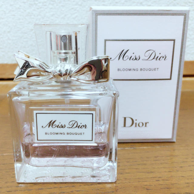 Christian Dior(クリスチャンディオール)のディオール  ブルーミング ブーケ香水 50ml コスメ/美容の香水(香水(女性用))の商品写真