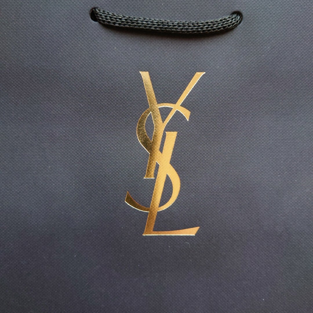 Yves Saint Laurent(イヴサンローラン)のイヴサンローラン　リップブラシ　新品未使用 コスメ/美容のベースメイク/化粧品(口紅)の商品写真