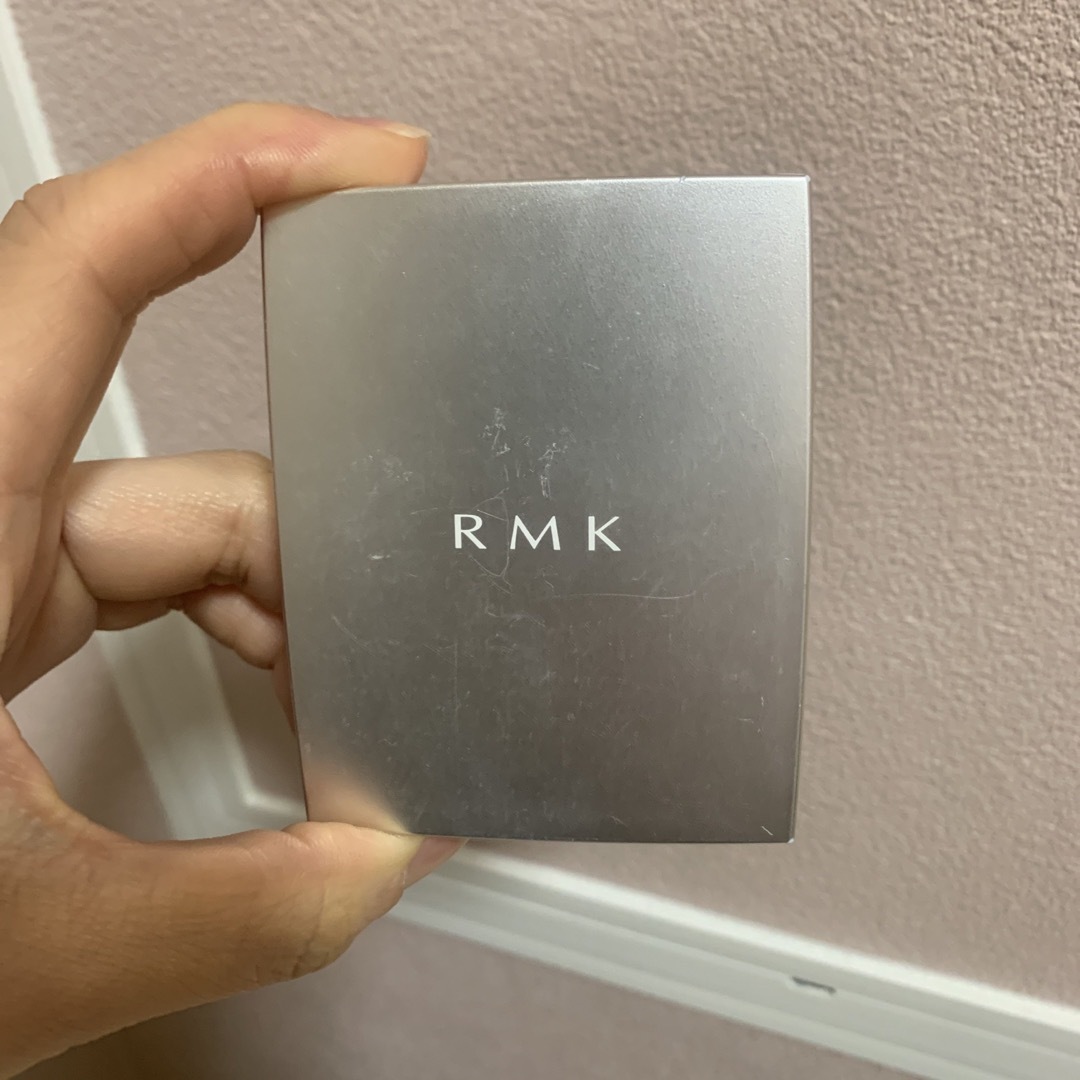 RMK(アールエムケー)のRMK ベーシックコンシーラーパクト01 コスメ/美容のベースメイク/化粧品(コンシーラー)の商品写真