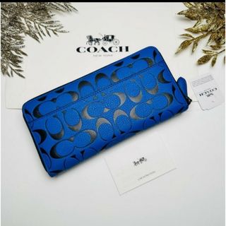 コーチ(COACH)の新品　COACH　長財布　ラウンドファスナー　ブルー　シグネチャー　小銭入れ有(財布)