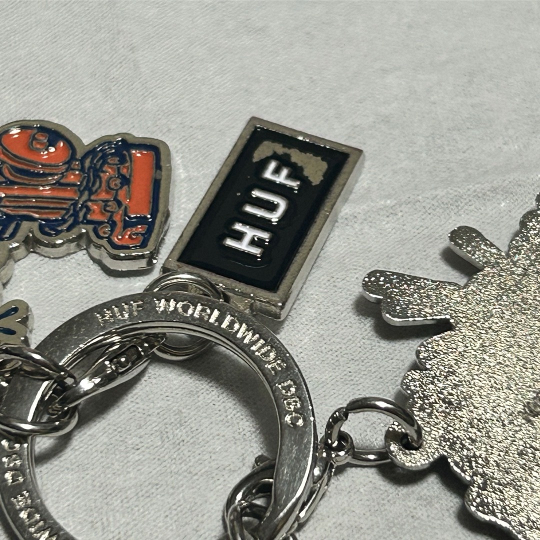HUF - 完売品 ハフ キーチェーン キーホルダー HUFの通販 by HUF - 完売品 ハフ キーチェーン キーホルダー HUFの通販 by