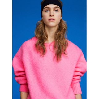 ザラ(ZARA)の新品☆ZARA ラウンドネック ニットセーター ピンク(ニット/セーター)