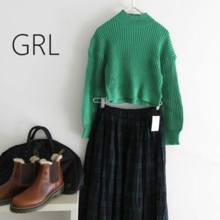 グレイル(GRL)の新品　タグ付き　GRL グレイル　ショート丈　ニット　みどり　M(ニット/セーター)