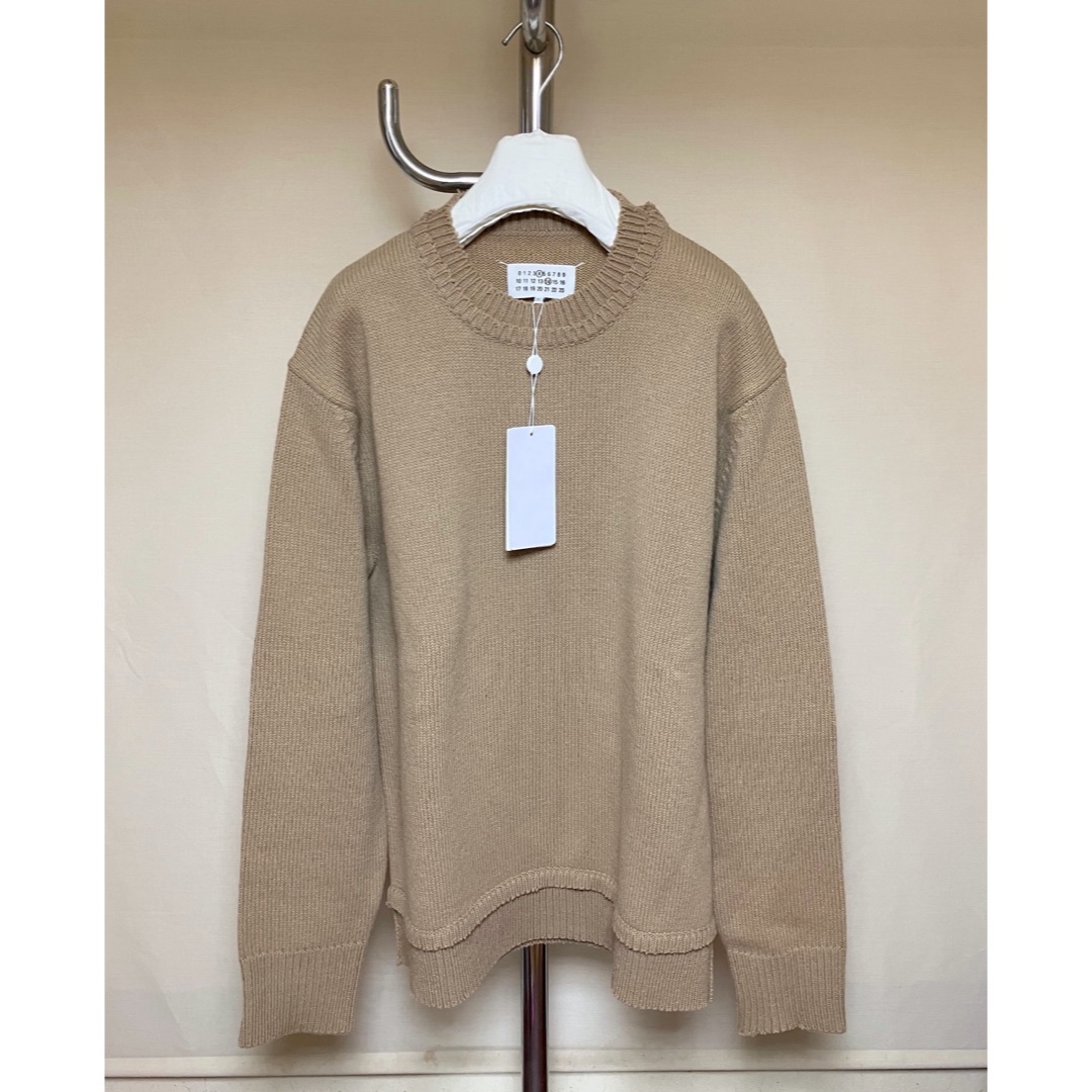 Maison Martin Margiela(マルタンマルジェラ)の新品 S マルジェラ 22aw エルボーパッチニット ベージュ 5860 メンズのトップス(ニット/セーター)の商品写真