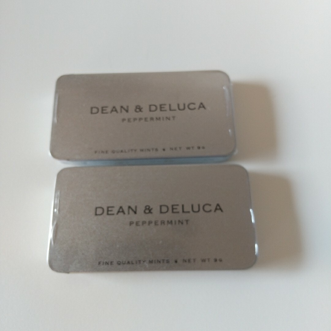 DEAN & DELUCA(ディーンアンドデルーカ)のDEAN & DELUCA　ディーン＆デルーカ　ペパーミント　タブレット　２個 食品/飲料/酒の食品(菓子/デザート)の商品写真