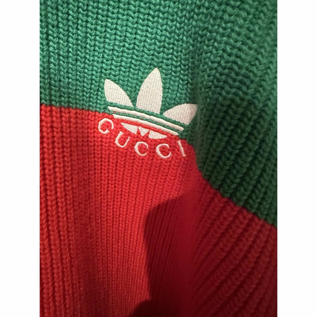 Gucci(グッチ)の2023 gucci/adidasコラボコレクション　gucci ニット メンズのトップス(ニット/セーター)の商品写真