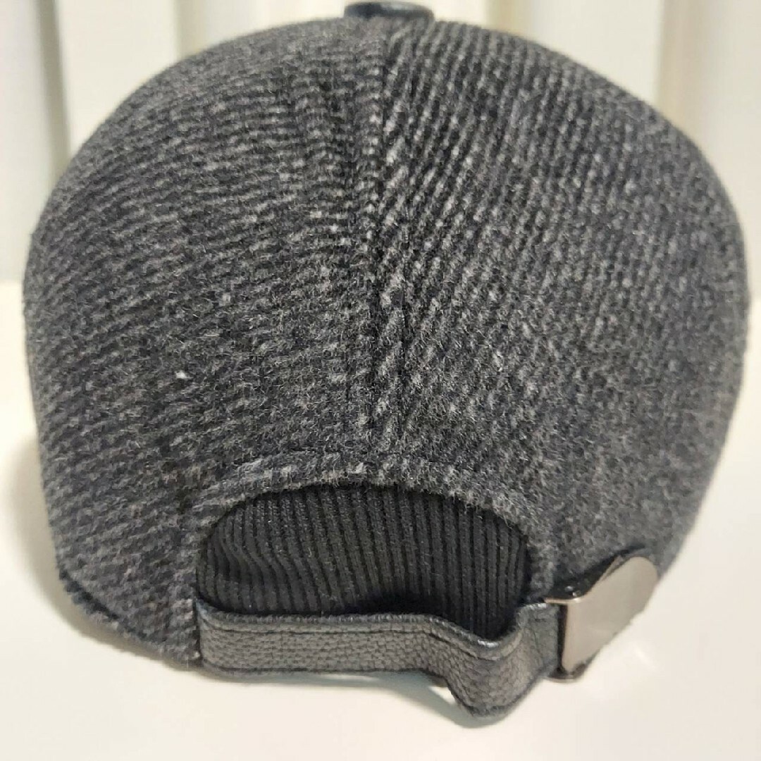 耳当て付き ハンチング帽子 ブラック キャップ 帽子 シンプル キャスケット メンズの帽子(ハンチング/ベレー帽)の商品写真
