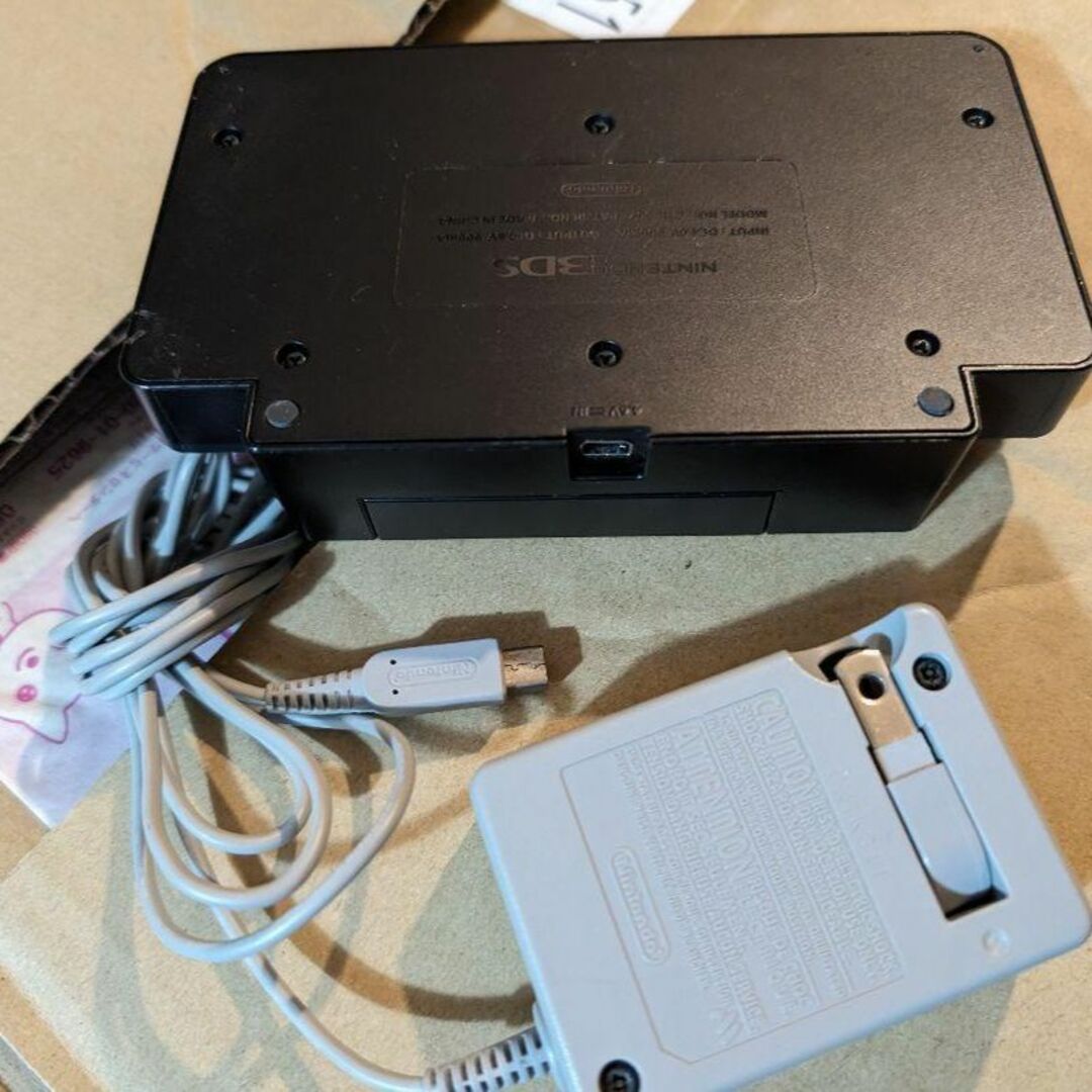 ニンテンドー3DS(ニンテンドー3DS)の任天堂純正　3DS　ACアダプター　充電器　充電台　セット　WAP-002 エンタメ/ホビーのゲームソフト/ゲーム機本体(その他)の商品写真
