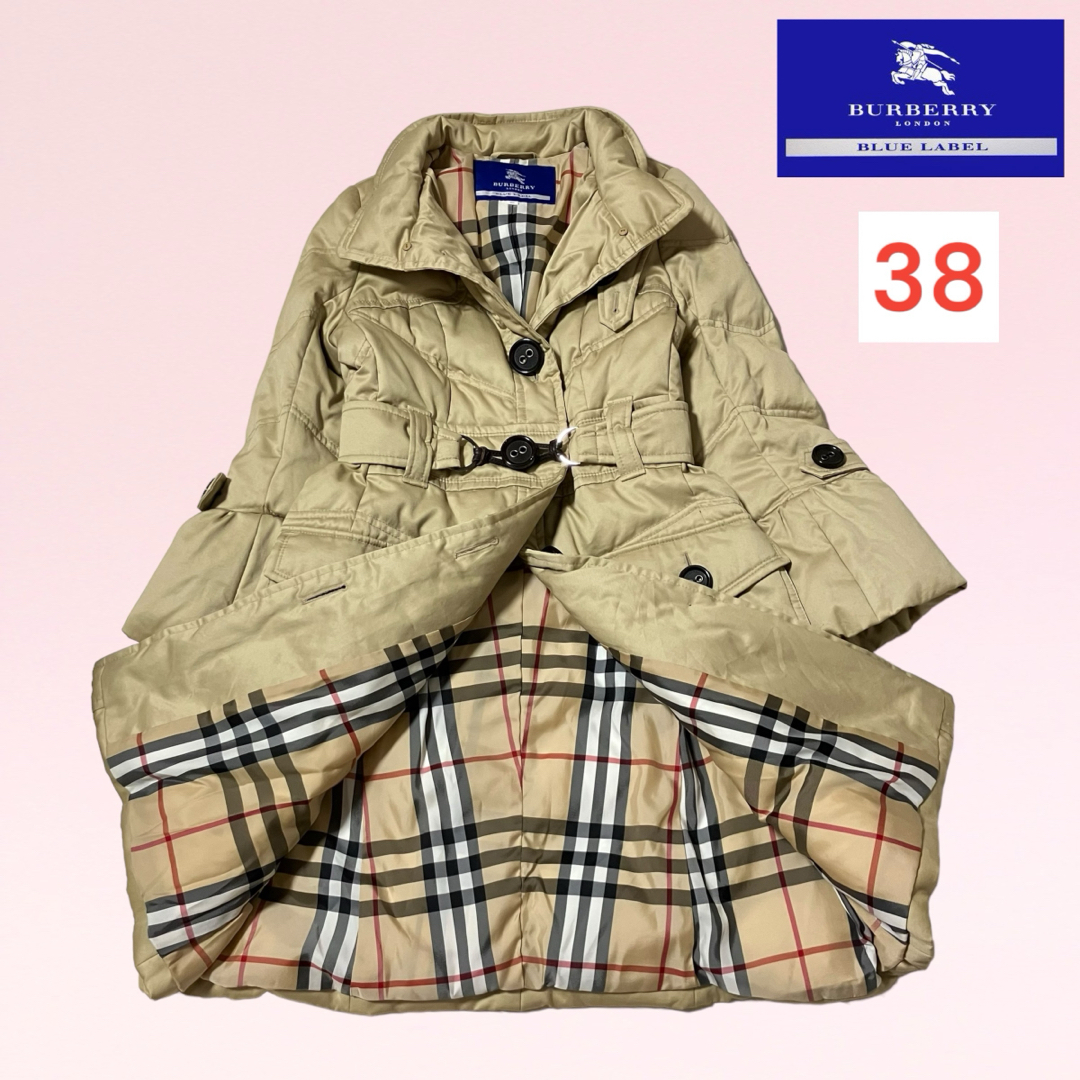 BURBERRY BLUE LABEL(バーバリーブルーレーベル)のバーバリーブルーレーベル　ダウンコート　ノバチェック　ベージュ　牛革ベルト　38 レディースのジャケット/アウター(ダウンコート)の商品写真