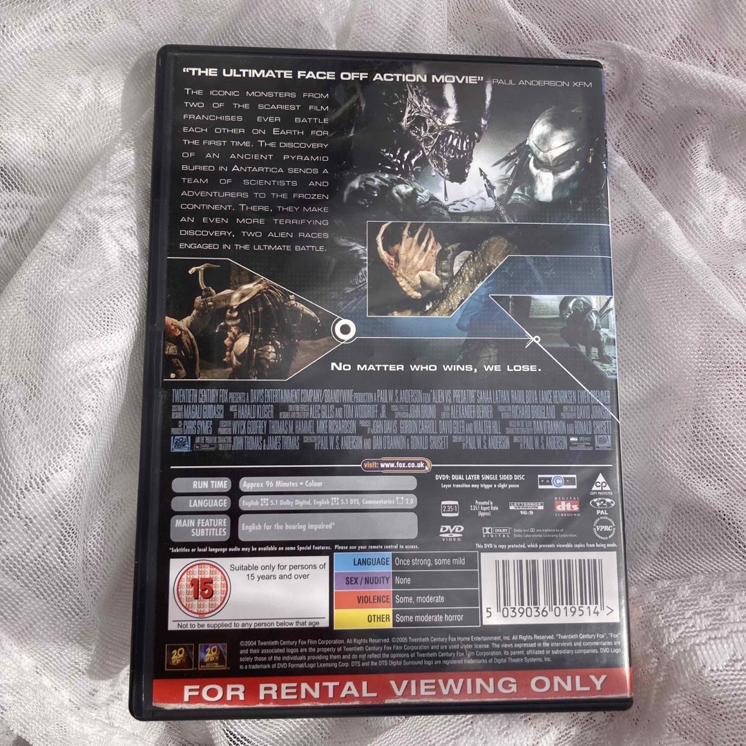 エイリアンVSプレデター DVD 英語版 エンタメ/ホビーのDVD/ブルーレイ(外国映画)の商品写真