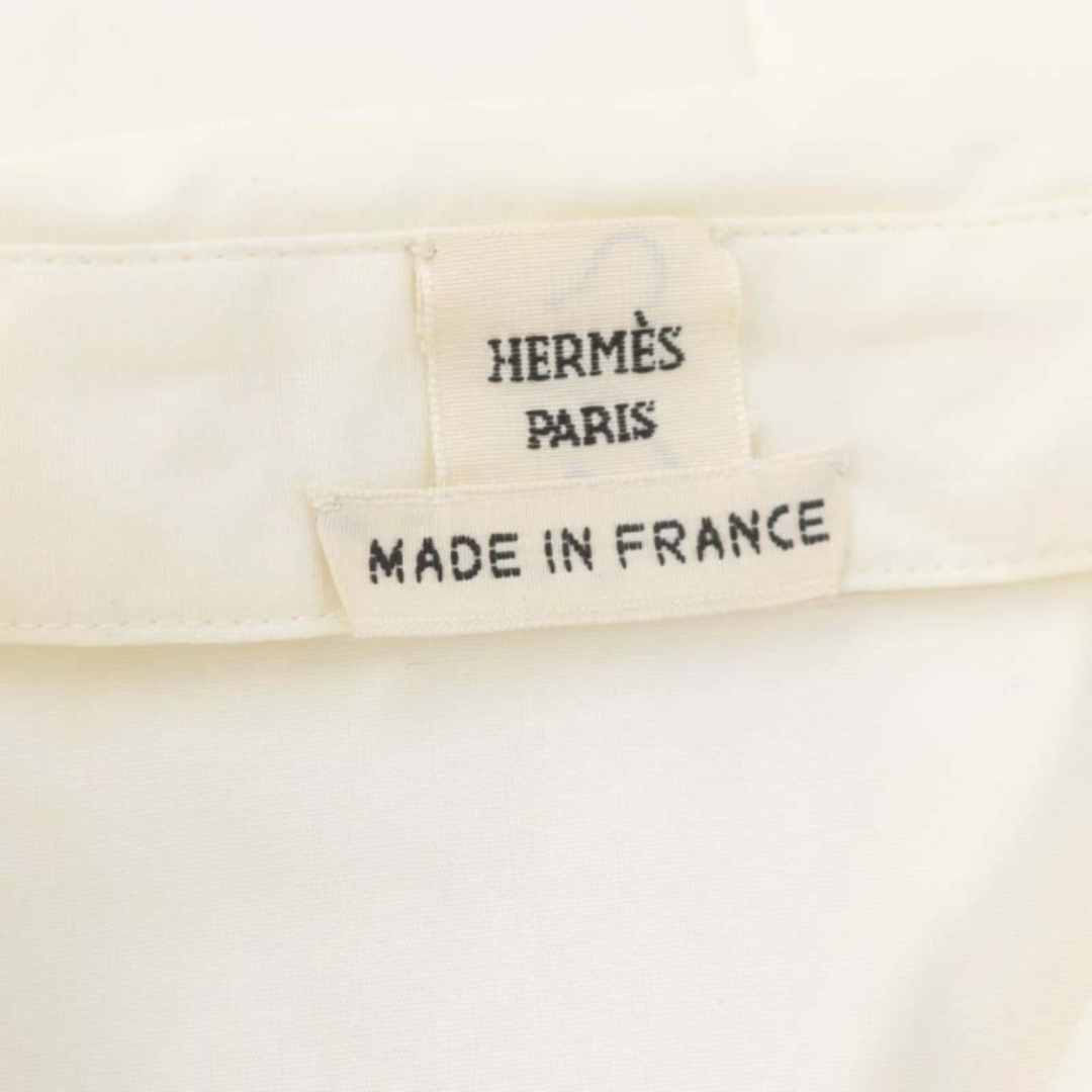 Hermes(エルメス)のエルメス ワンポイント刺繍  比翼ボタン シャツ 長袖 42 オフホワイト レディースのトップス(シャツ/ブラウス(長袖/七分))の商品写真