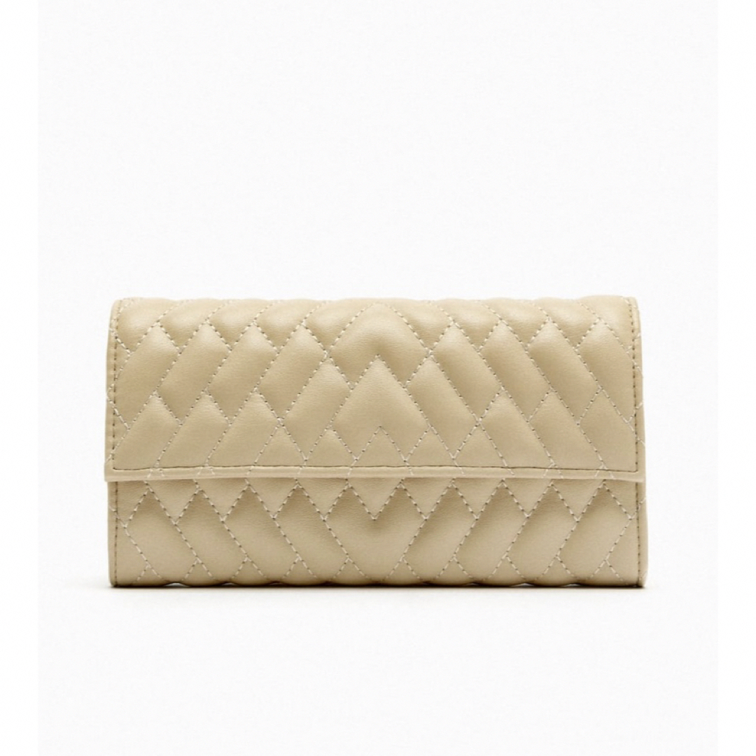 ZARA - 新品☆ZARA ザラ キルティングクラッチバッグ お財布 ZARA - 新品☆ZARA ザラ キルティングクラッチバッグ お財布