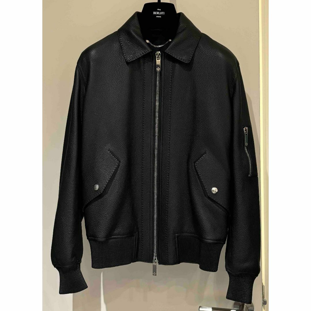 BERLUTI - BERLUTI ムートンカラー レザーフライトジャケット 46 BERLUTI - BERLUTI ムートンカラー レザーフライトジャケット 46