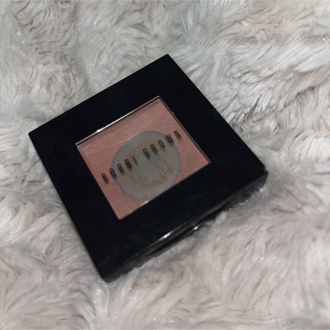 BOBBI BROWN(ボビイブラウン)のブラッシュ　ヌードピーチ コスメ/美容のベースメイク/化粧品(チーク)の商品写真