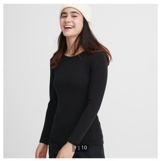 ユニクロ(UNIQLO)の新品S黒UNIQLOユニクロヒートテックウルトラウォームクルーネックT(アンダーシャツ/防寒インナー)