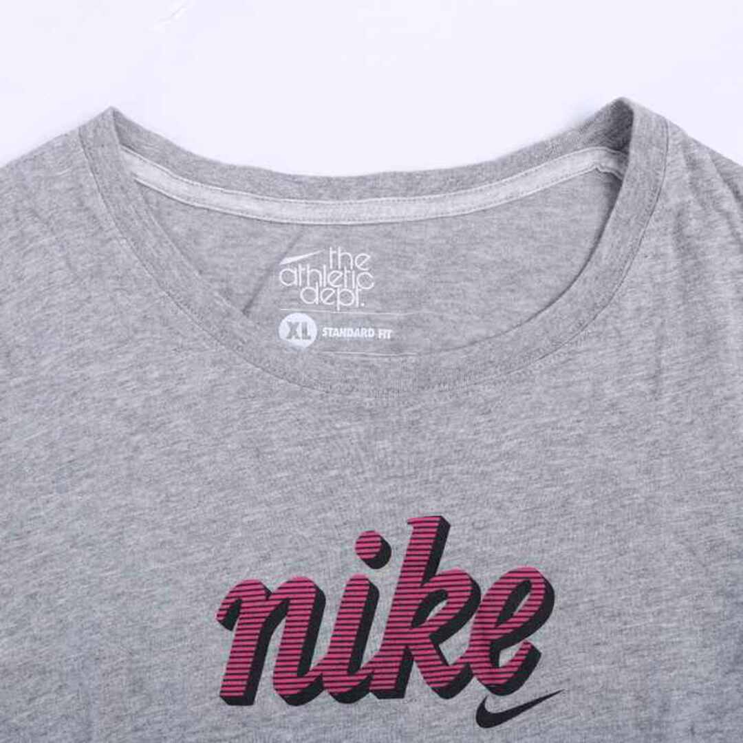 NIKE(ナイキ)のナイキ 半袖Tシャツ ロゴT スポーツウエア 大きいサイズ レディース XLサイズ グレー NIKE レディースのトップス(Tシャツ(半袖/袖なし))の商品写真