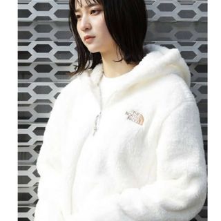 THE NORTH FACE - ノースフェイス W パーカー US限定 ボックスロゴ 裏 ...