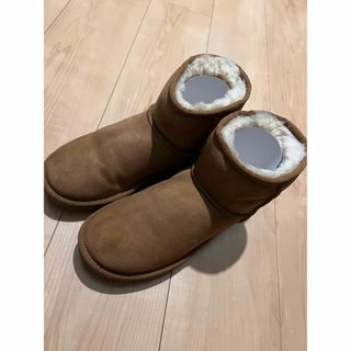 アグ(UGG)のUGG ムートンブーツ(ブーツ)