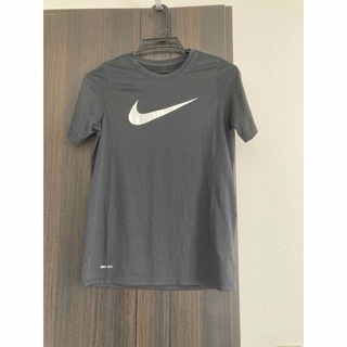 ナイキ(NIKE)のナイキ　NIKE  dry fit Tシャツ　サイズL 150くらい(Tシャツ/カットソー)