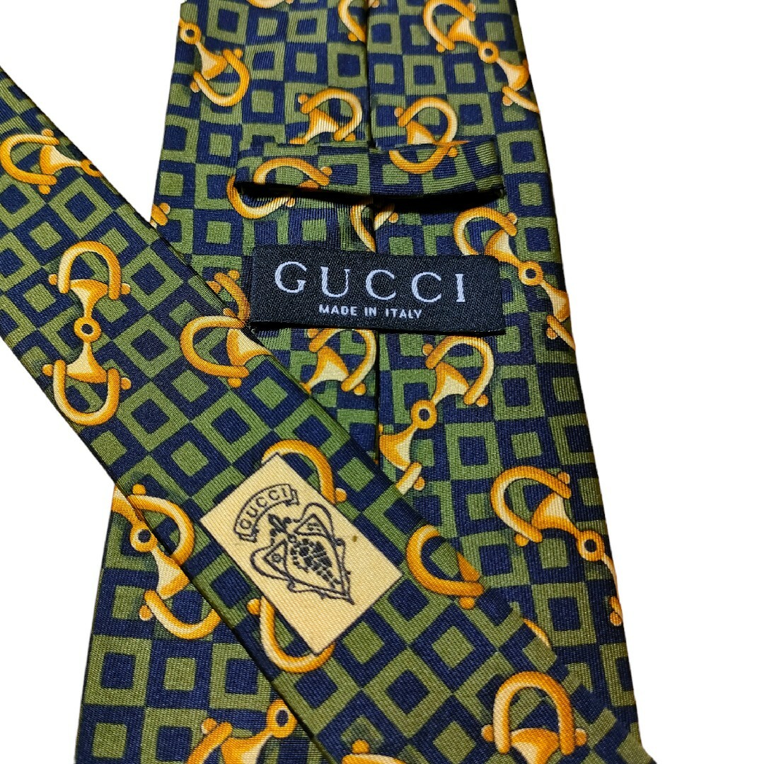 Gucci(グッチ)の★GUCCI★　グッチ　グリーン系　総柄　イタリア製 メンズのファッション小物(ネクタイ)の商品写真