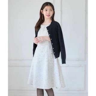 トッコクローゼット(TOCCO closet)のポケットパールビジュー付きスパンコールツイードワンピース (ひざ丈ワンピース)