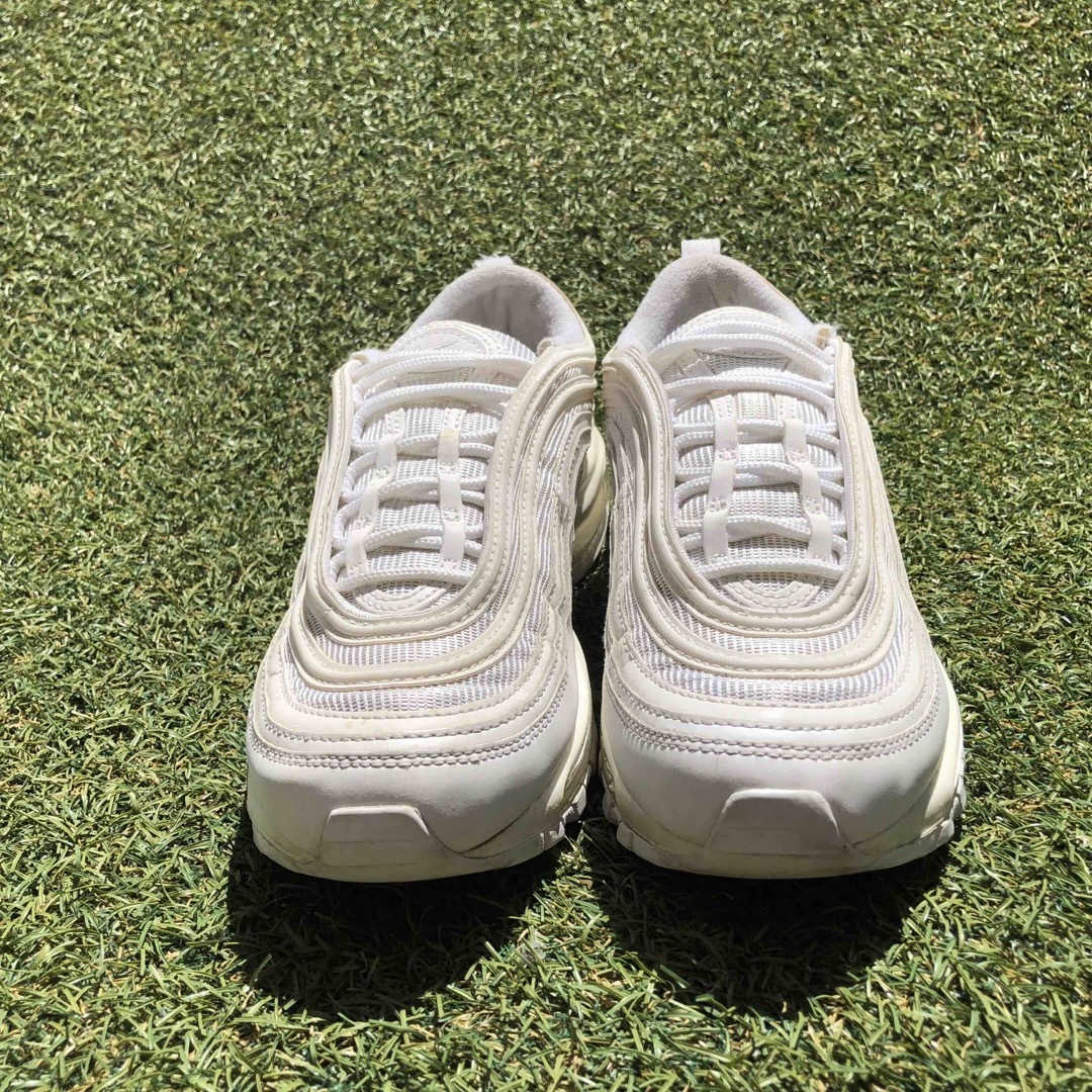 NIKE(ナイキ)の美品24 NIKE AIRMAX 97ナイキ  エアマックス97 HW714 レディースの靴/シューズ(スニーカー)の商品写真