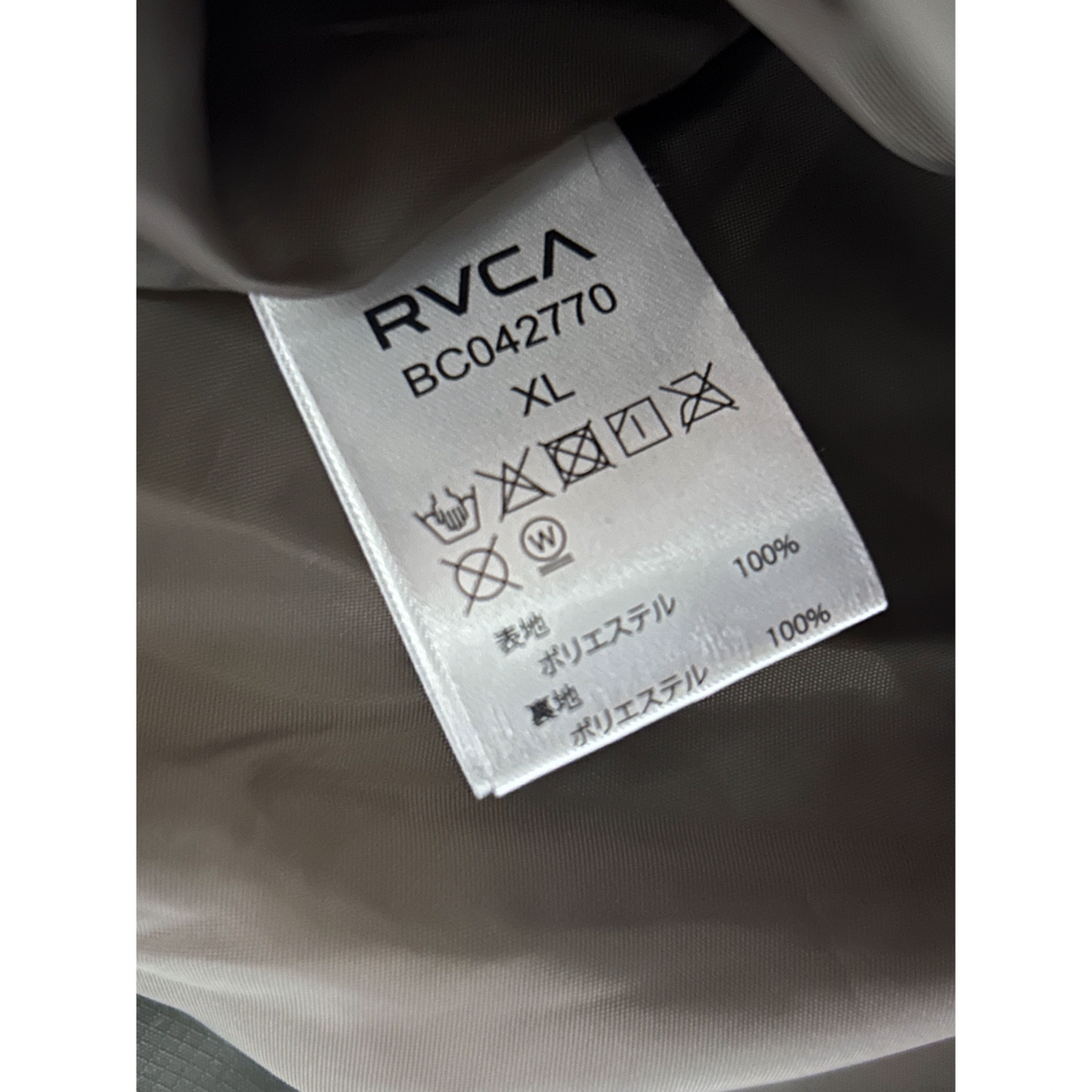 RVCA(ルーカ)のRVCA メンズ VISOR HOODED PUFFER JACKETジャケット メンズのジャケット/アウター(ダウンジャケット)の商品写真