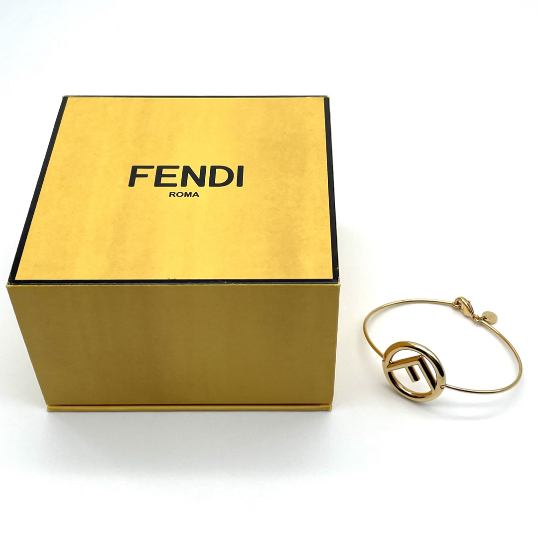 FENDI(フェンディ)のフェンディ F is FENDI エフ イズ フェンディ ブレスレット レディースのアクセサリー(ブレスレット/バングル)の商品写真