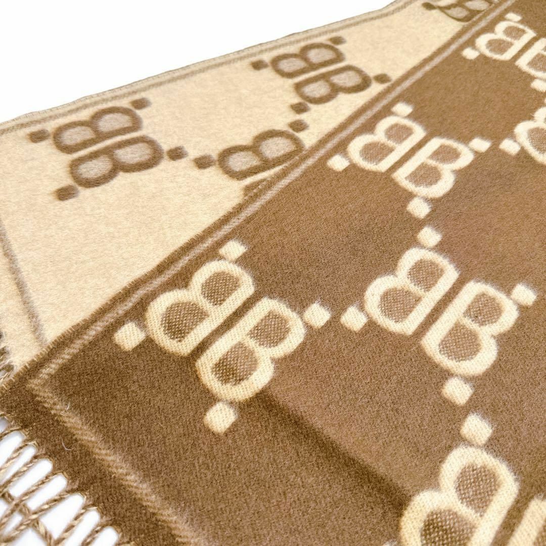 バレンシアガ グッチ ザハッカー プロジェクト BBロゴ マフラー バレンシアガ グッチ ザハッカー プロジェクト BBロゴ マフラー