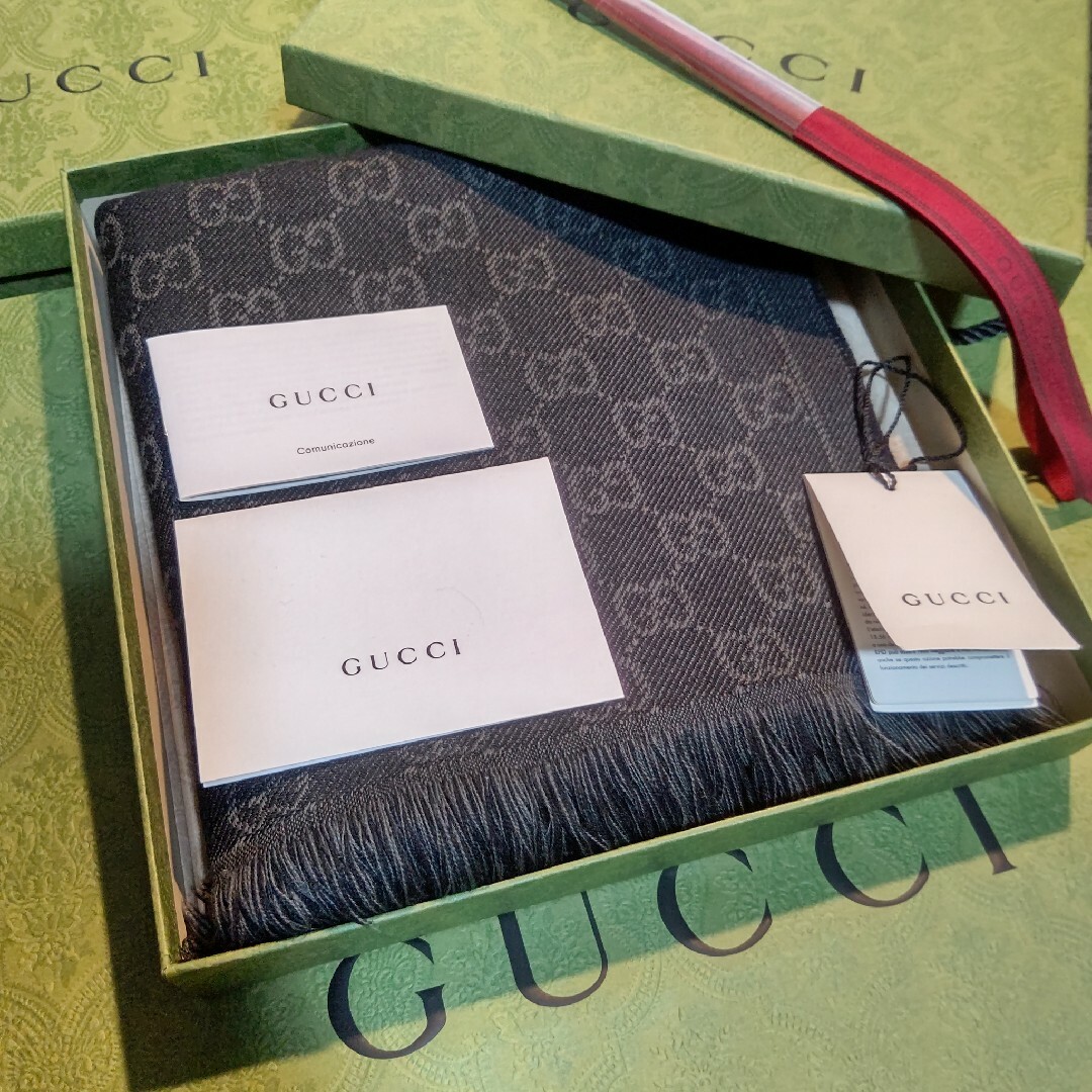 Gucci(グッチ)の❤新品箱袋付き❤最高級ウール❤GUCCI マフラー ストール ショール スカーフ メンズのファッション小物(マフラー)の商品写真