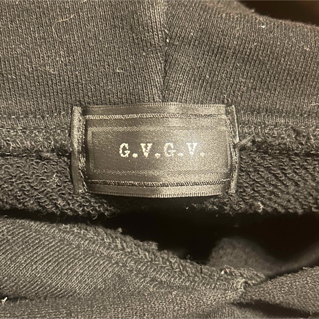 G.V.G.V.(ジーヴィジーヴィ)のG.V.G.V. パーカー 黒 ブラック スウェット メンズのトップス(パーカー)の商品写真