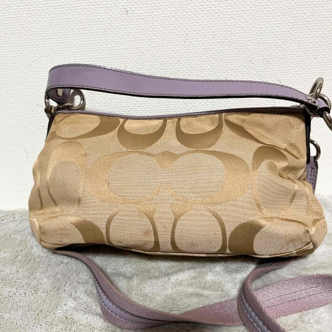 COACH(コーチ)の美品✨COACHコーチショルダーバッグハンドバッグブラウンパープル紫シグネチャー レディースのバッグ(ショルダーバッグ)の商品写真