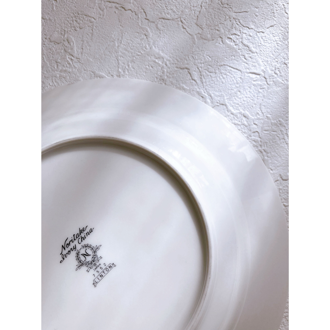 Noritake - ノリタケ 深皿・スープ皿 ホワイト・ゴールドの通販 Noritake - ノリタケ 深皿・スープ皿 ホワイト・ゴールドの通販