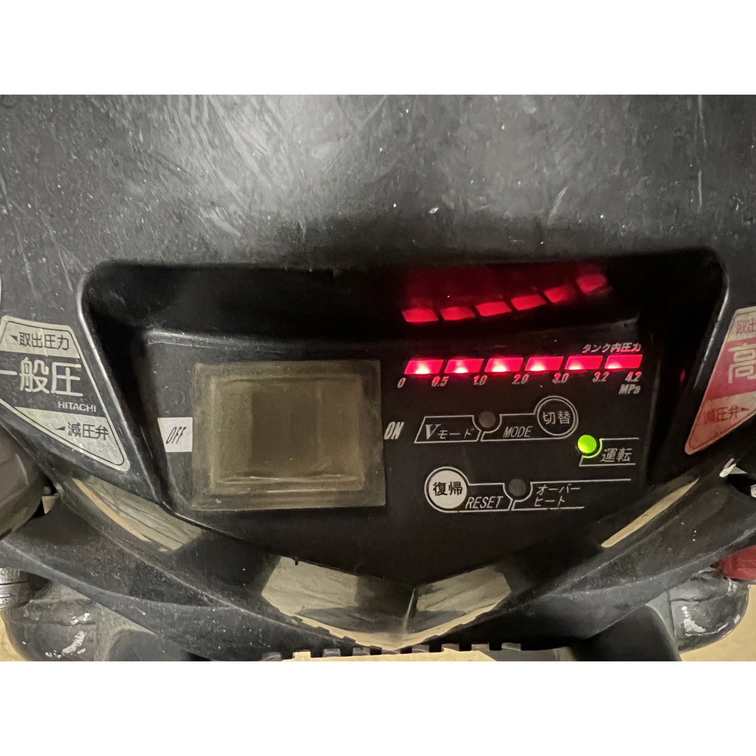 高圧常圧コンプレッサー 日立PAH4220V 動作OK品 4分50秒で満タン 高圧常圧コンプレッサー 日立PAH4220V 動作OK品 4分50秒で満タン