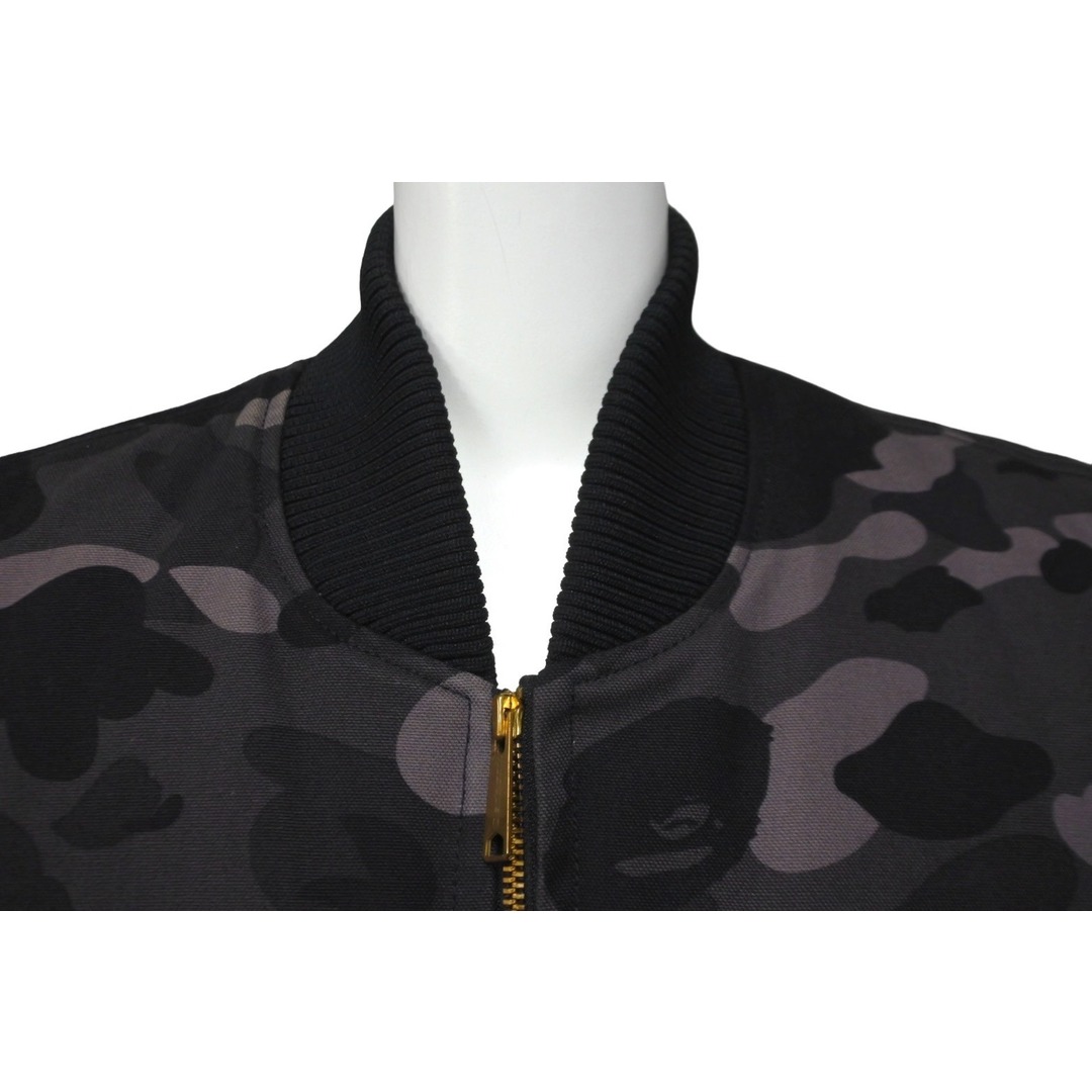 A BATHING APE(アベイシングエイプ)のA BATHING APE アベイシングエイプ CARHARTT カーハート ダックベスト 1ST CAMO ブラック サイズL 美品 中古 59740 レディースのトップス(ベスト/ジレ)の商品写真