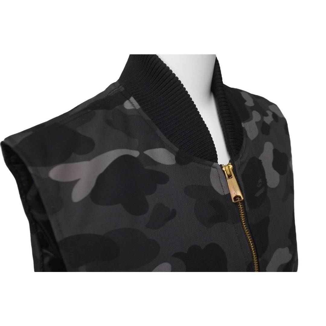 A BATHING APE(アベイシングエイプ)のA BATHING APE アベイシングエイプ CARHARTT カーハート ダックベスト 1ST CAMO ブラック サイズL 美品 中古 59740 レディースのトップス(ベスト/ジレ)の商品写真