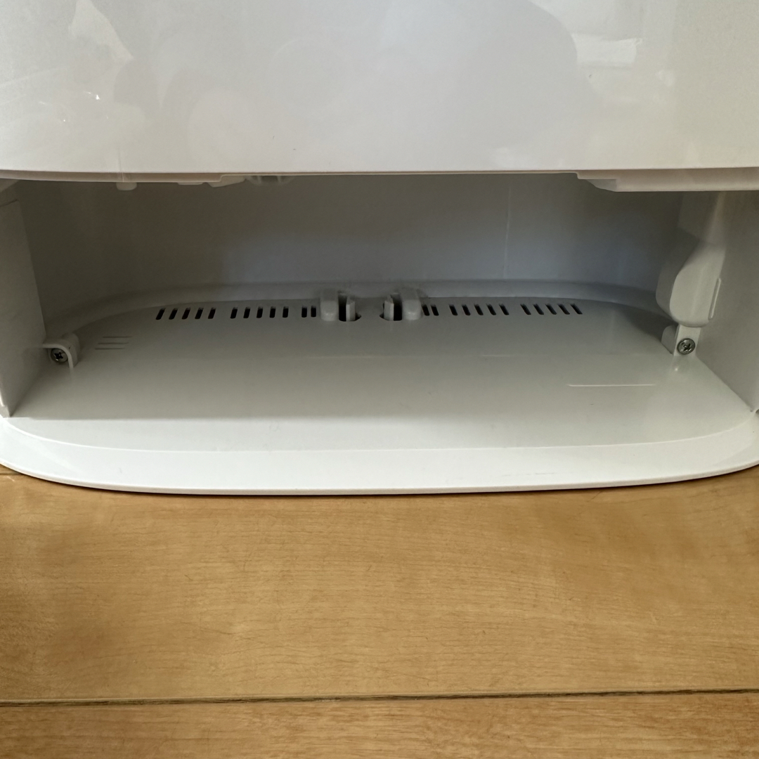 パナソニック 衣類乾燥除湿機 F-Y60T9-W 2020年製 パナソニック 衣類乾燥除湿機 F-Y60T9-W 2020年製