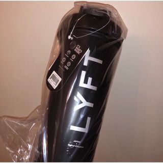 新品 LÝFT ブレンダーボトル 45oz ブラック プロテインシェイカー(トレーニング用品)