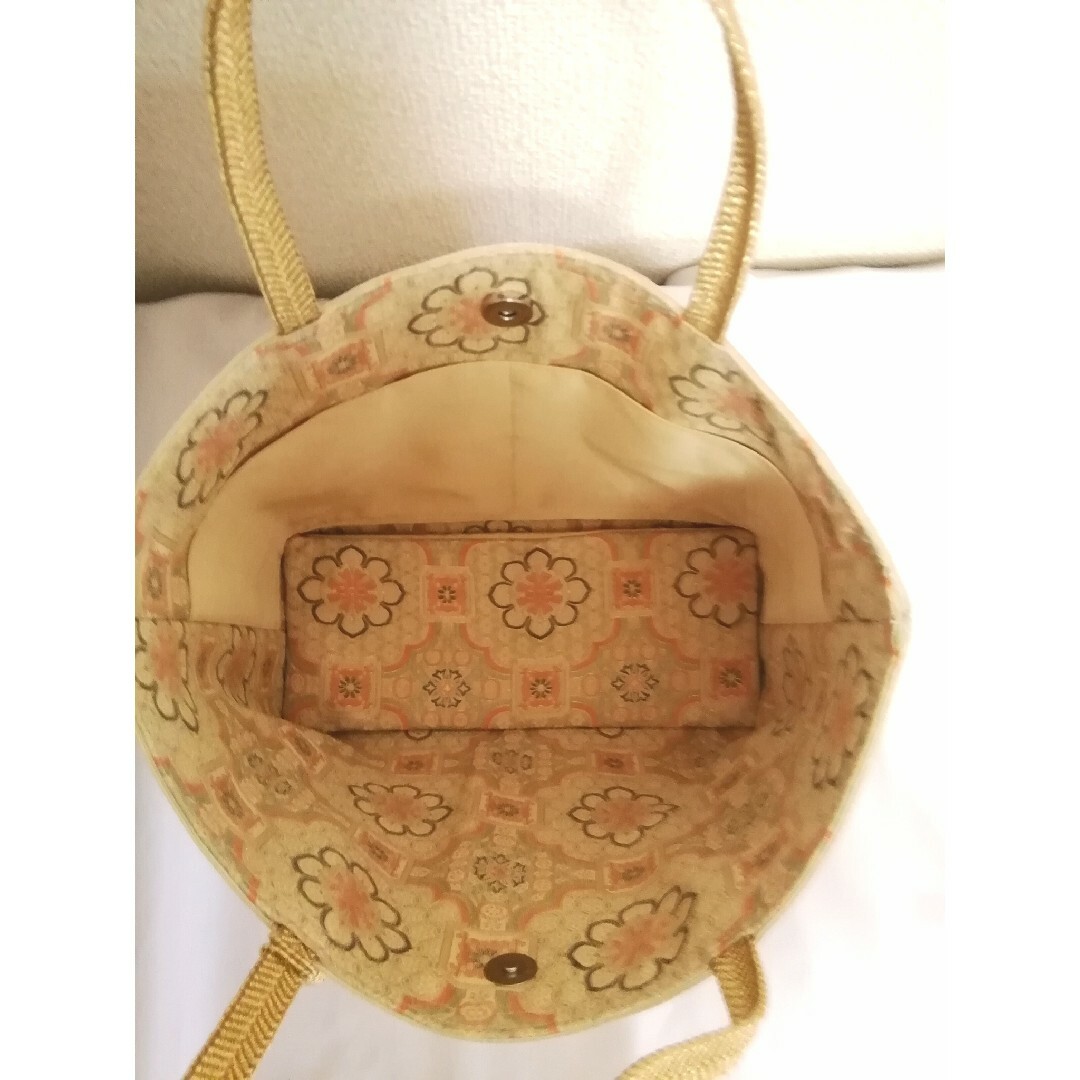 中国３大刺繍蘇州刺繍袋帯リメイクした手提げバッグ(正絹)　タッセル付き レディースの水着/浴衣(帯)の商品写真