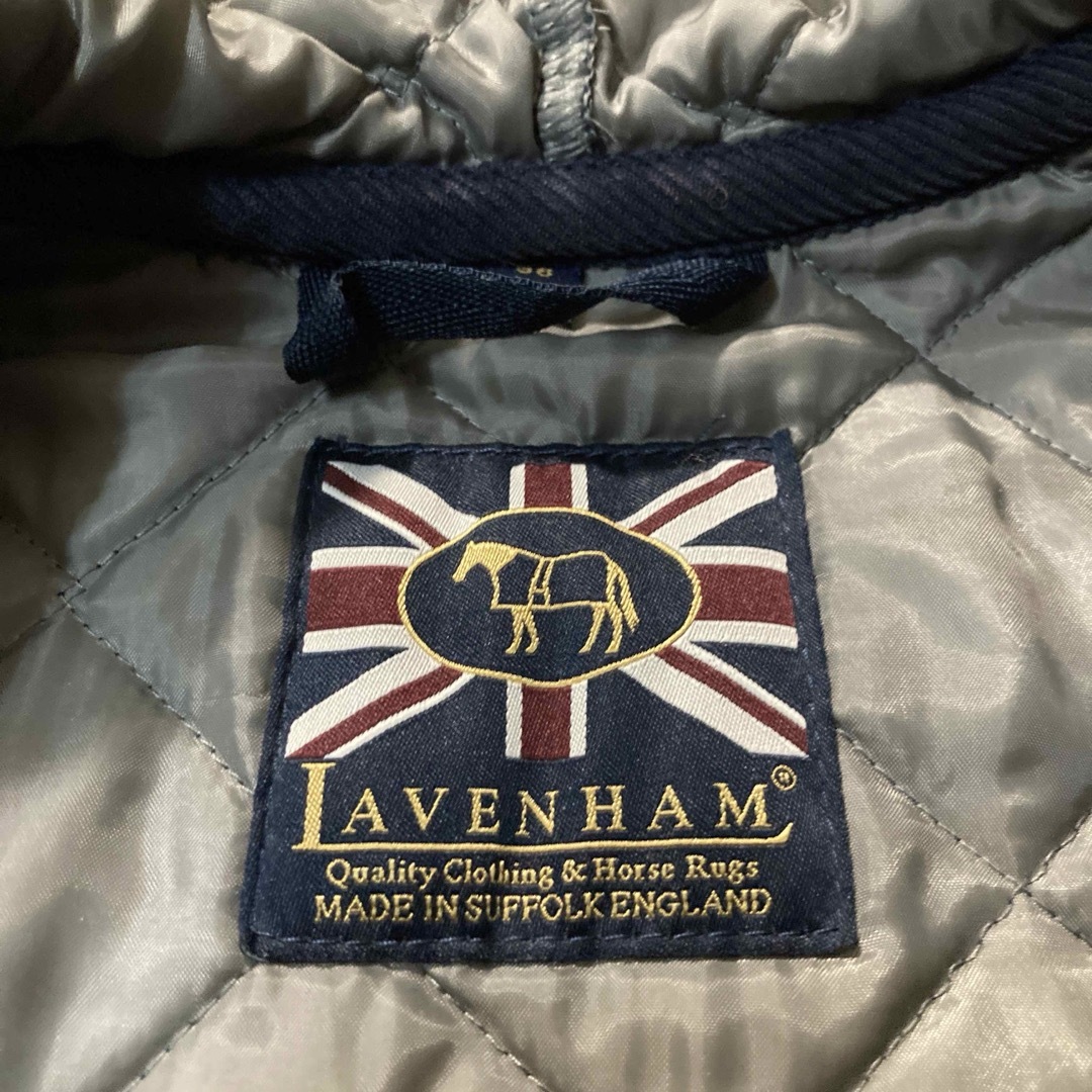 LAVENHAM(ラベンハム)の専用　美品　LAVENHAM　ラベンハムキルティングジャケット　ネイビー　38 レディースのジャケット/アウター(ブルゾン)の商品写真