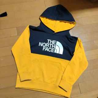 ザノースフェイス(THE NORTH FACE)のノースフェイス☆パーカー　トレーナー　130センチ(Tシャツ/カットソー)