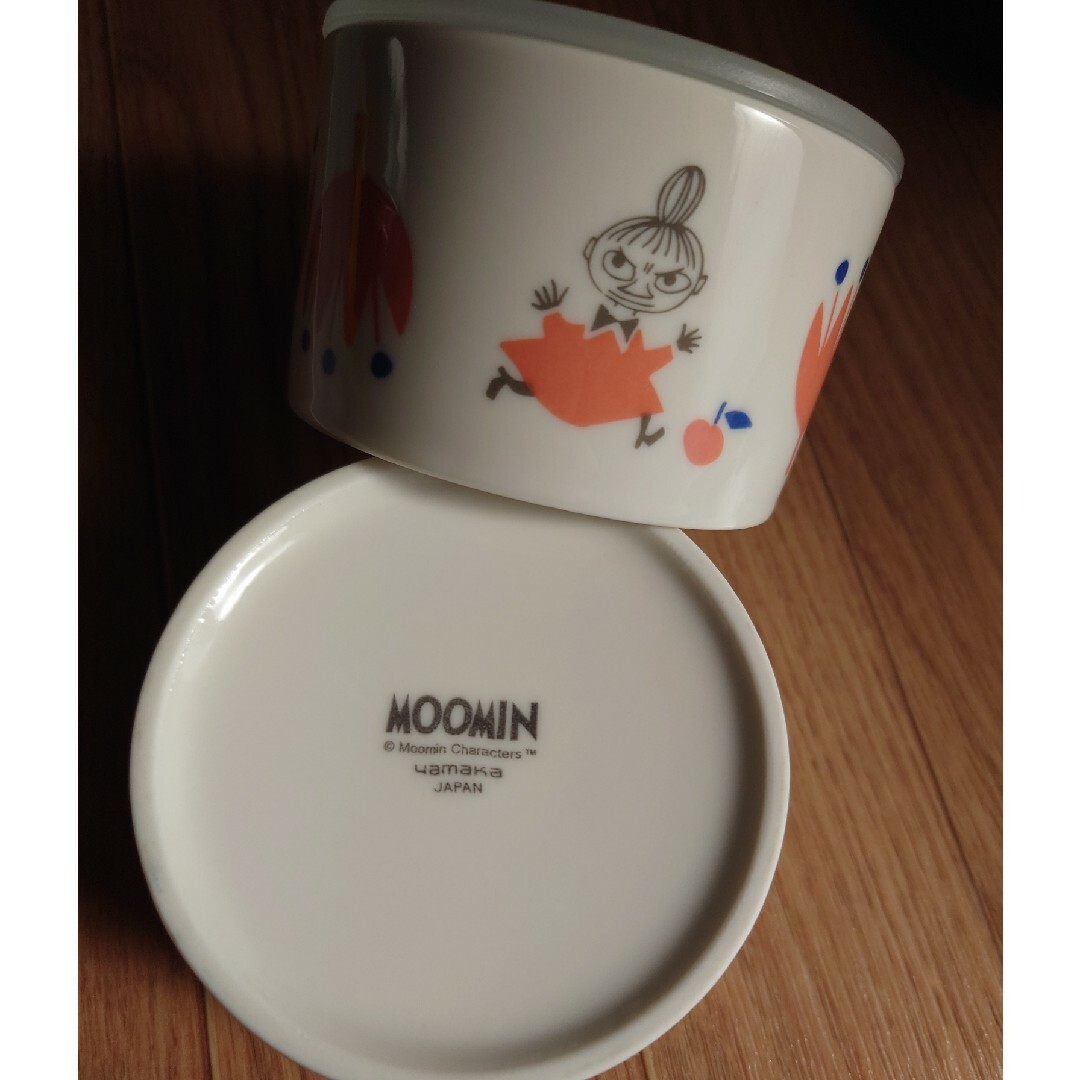 MOOMIN(ムーミン)のMOOMIN　小鉢　高気密レンジ容器 インテリア/住まい/日用品のキッチン/食器(容器)の商品写真