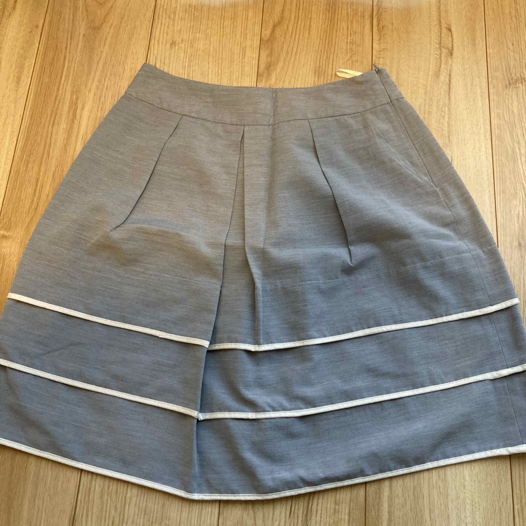 STRAWBERRY-FIELDS(ストロベリーフィールズ)のストロベリーフィールズ　スカート　ブルー レディースのスカート(ひざ丈スカート)の商品写真