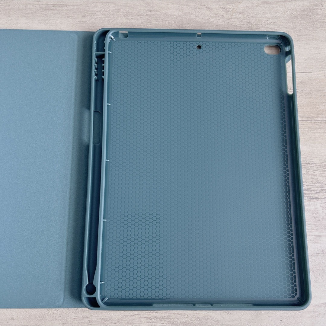 1点限り✨️iPad Air2ケース 9.7インチ用 ペン収納付き スマホ/家電/カメラのスマホアクセサリー(iPadケース)の商品写真