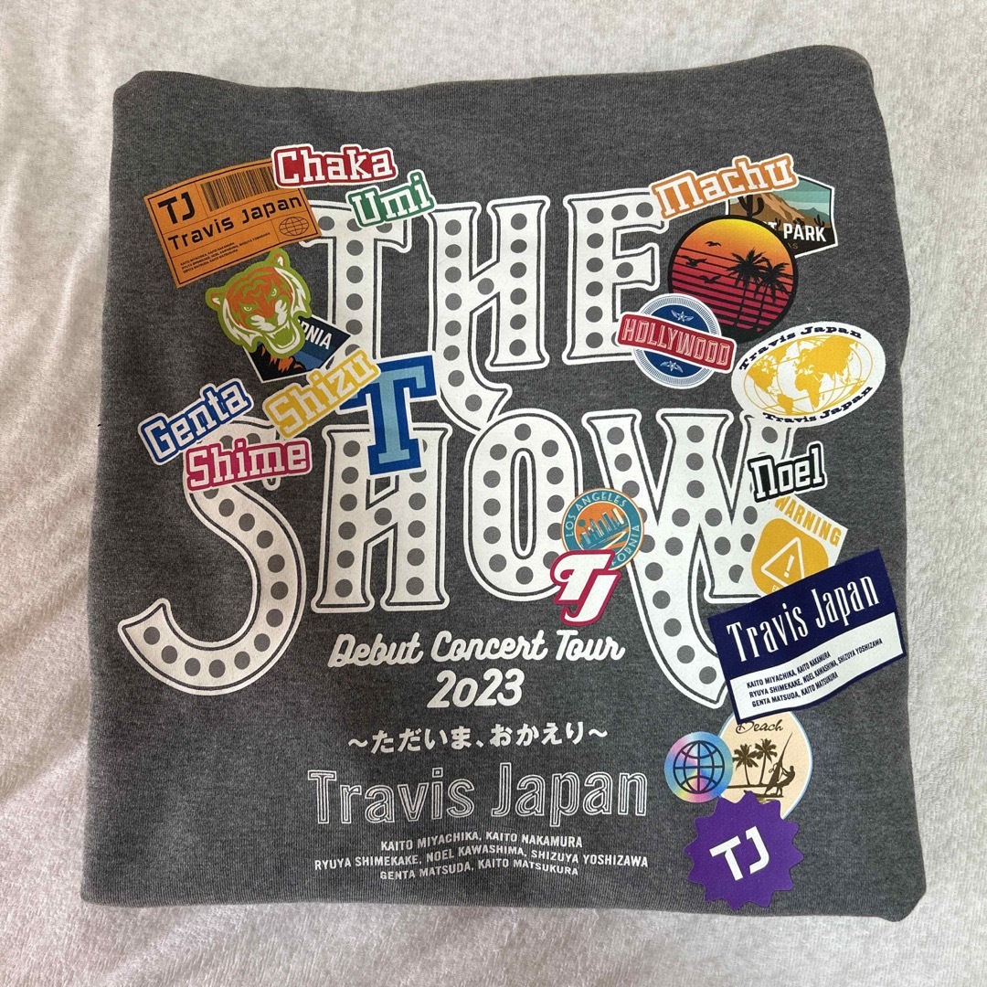 Johnny's(ジャニーズ)のTravis Japan フーディー エンタメ/ホビーのタレントグッズ(アイドルグッズ)の商品写真