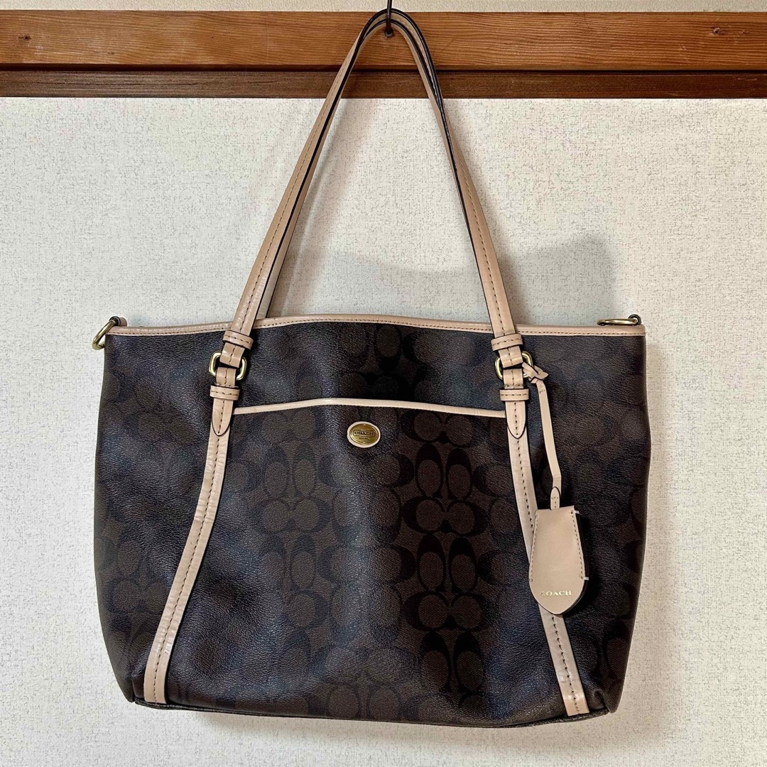 COACH(コーチ)のCOACH シグネチャー　トートバッグ レディースのバッグ(トートバッグ)の商品写真