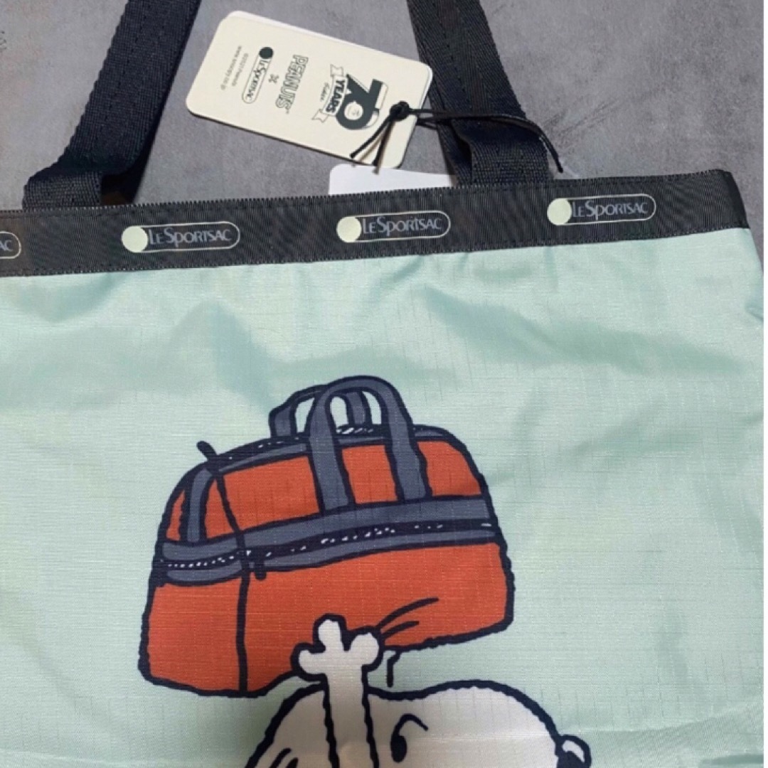 LeSportsac(レスポートサック)の[新品] レスポートサック　スヌーピー　トートバッグ　トラベル　旅行　通勤バック レディースのバッグ(トートバッグ)の商品写真