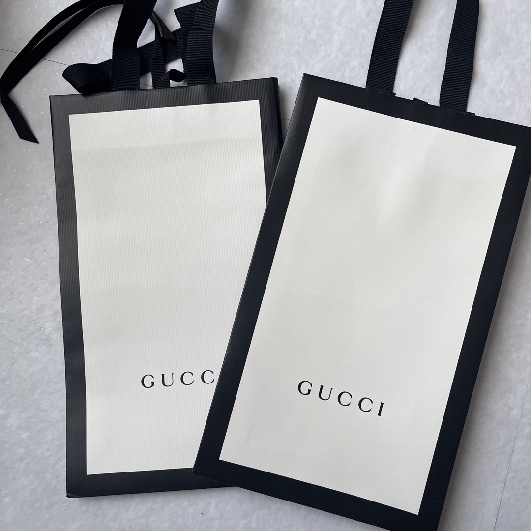 Gucci(グッチ)のGUCCI グッチ　紙袋 レディースのバッグ(ショップ袋)の商品写真