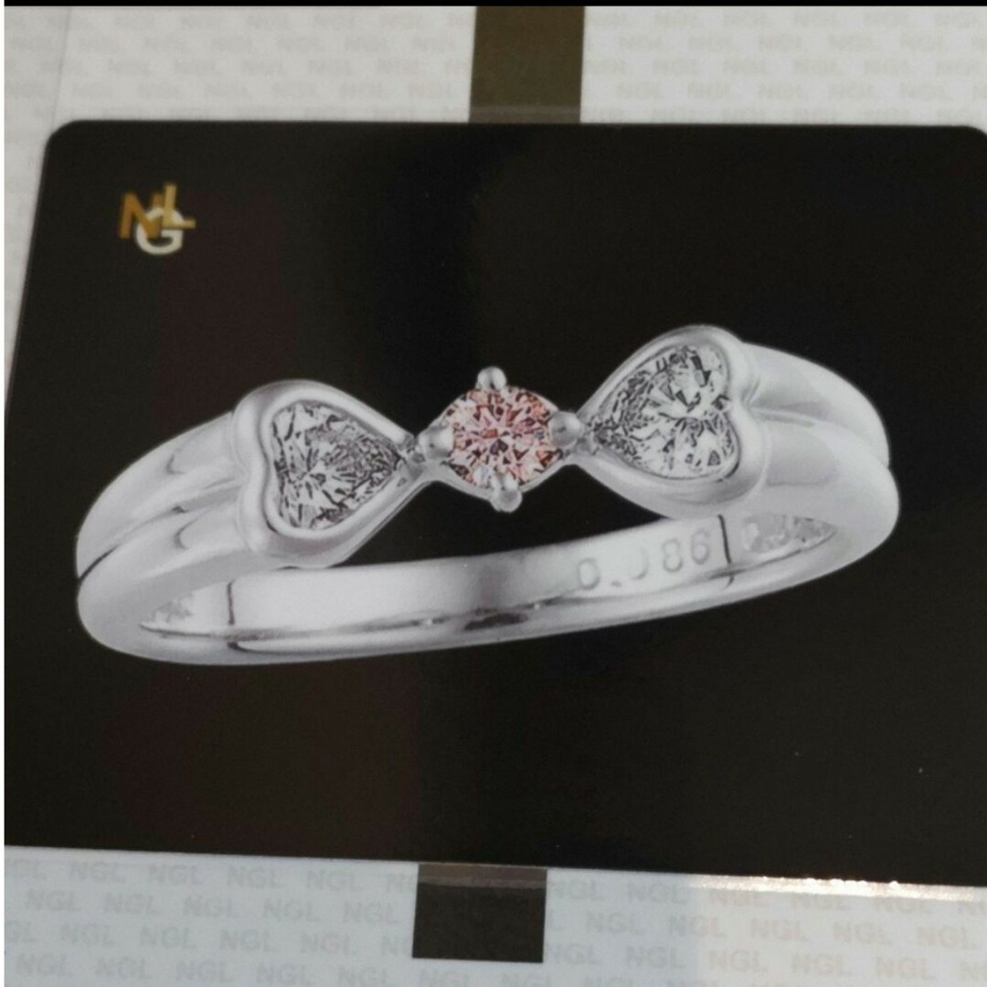 限定値下げ Pt900 天然ピンクダイヤモンド ハートカットダイヤモンド リング レディースのアクセサリー(リング(指輪))の商品写真