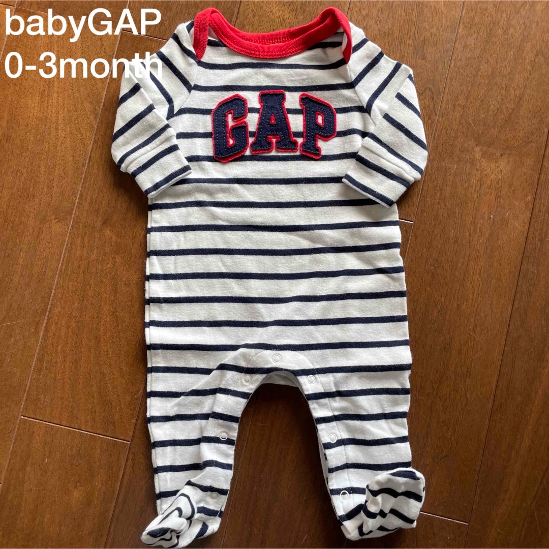 babyGAP(ベビーギャップ)のbabyGAP ベビー　子供服　足付き　ロンパース　ボーダー　長袖 キッズ/ベビー/マタニティのベビー服(~85cm)(ロンパース)の商品写真